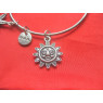 Bracelet avec breloques